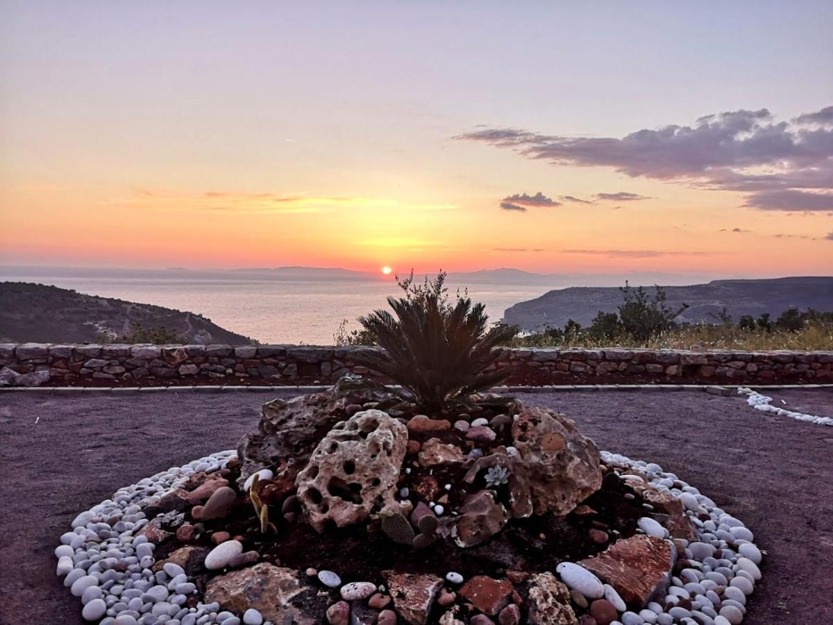 Sunset View Stone House, Areopoli Mani别墅 外观 照片
