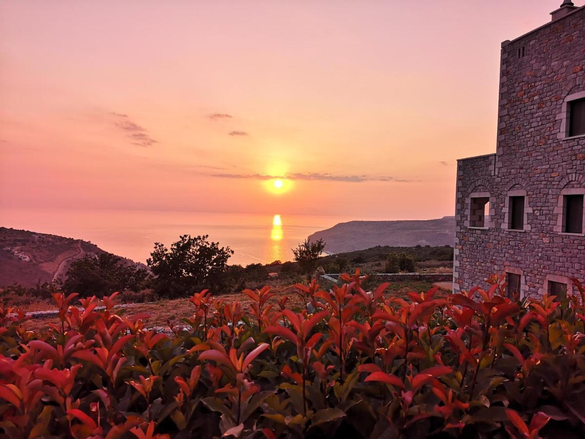 Sunset View Stone House, Areopoli Mani别墅 外观 照片